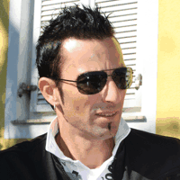 images/avatars/avatar-5548.gif